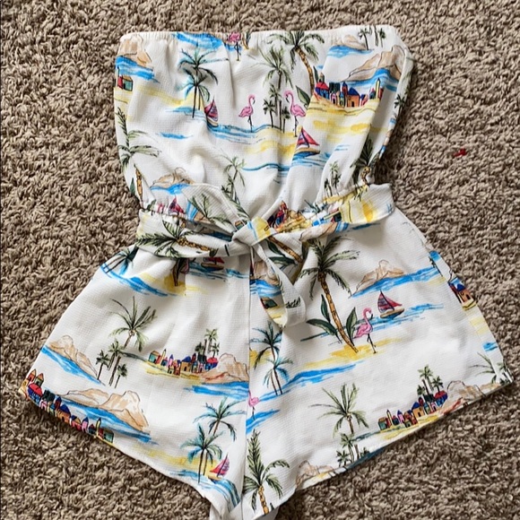 Printed sleeveless romper - Picture 1 of 4